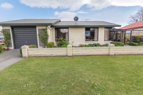 Photo of property in 24 Matau Street, Alexandra, 9320