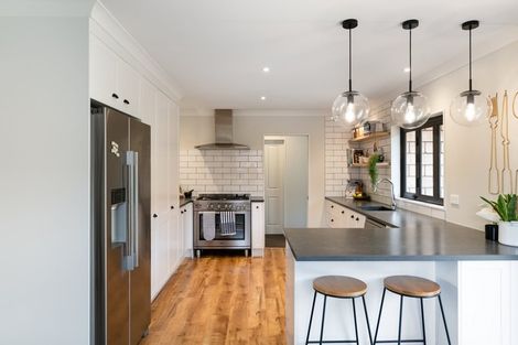 Photo of property in 18 Parnwell Place, Ohauiti, Tauranga, 3112