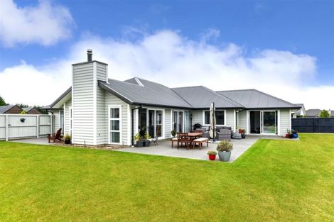 Photo of property in 70 Silver Peaks Drive, West Melton, 7618