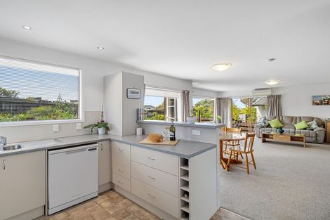 Photo of property in 85 Weatherly Road, Torbay, Auckland, 0630