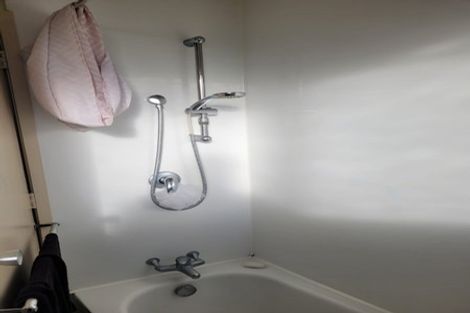 Photo of property in 40 Paterson Avenue West, Pukekohe, 2120