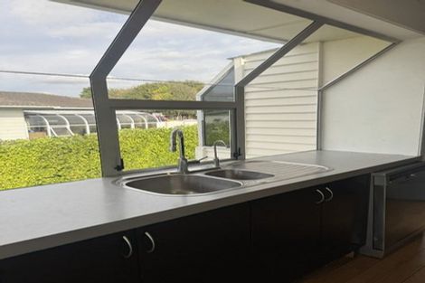 Photo of property in 12 Blue Way, Glendene, Auckland, 0602