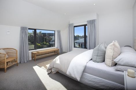 Photo of property in 86 Wairakei Road, Bryndwr, Christchurch, 8052