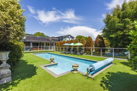 Photo of property in 16 Aratia Way, Richmond, 7020