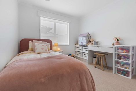 Photo of property in 5 Cotula Way, Papamoa Beach, Papamoa, 3118