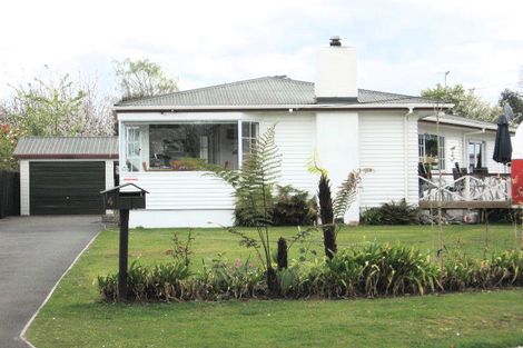 Photo of property in 4 Gifford Place, Utuhina, Rotorua, 3015