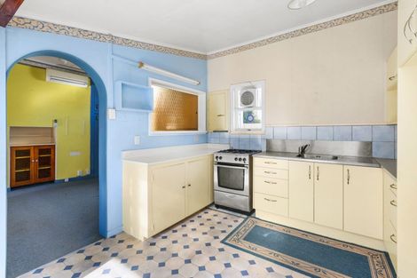 Photo of property in 143 Wellesley Road, Napier South, Napier, 4110