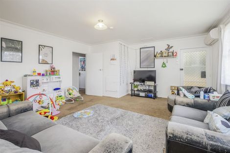 Photo of property in 51 President Avenue, Papakura, 2110
