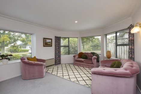 Photo of property in 15a Phoenix Avenue, Hokowhitu, Palmerston North, 4410