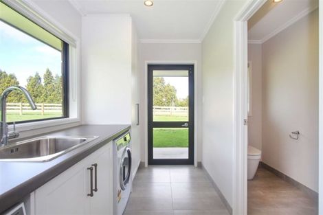 Photo of property in 202l Ingram Road, Bombay, Drury, 2579