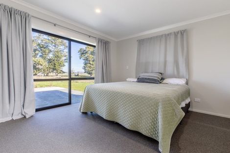 Photo of property in 63 Farm Road, Waipukurau, 4284