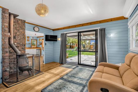 Photo of property in 6 Avoca Place, Darfield, 7510