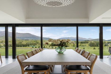 Photo of property in 20 Advance Terrace, Arrowtown, 9302