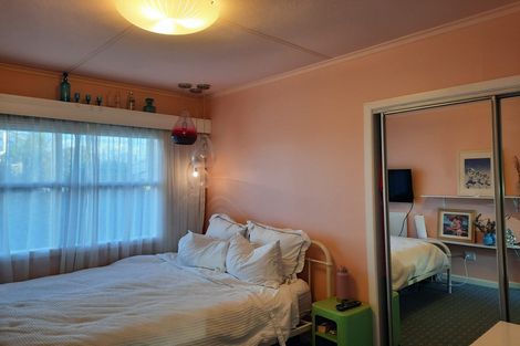 Photo of property in 1/40 East Coast Road, Milford, Auckland, 0620