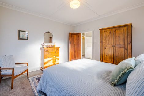 Photo of property in 15 Mataora Road, Kenmure, Dunedin, 9011