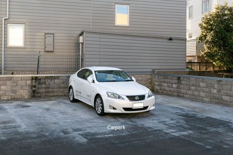 Photo of property in 2e/5 Kent Terrace, Mount Victoria, Wellington, 6011