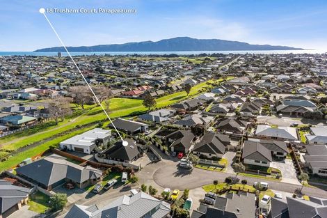 Photo of property in 18 Trusham Court, Paraparaumu, 5032