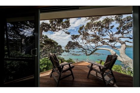 Photo of property in 356 Rockell Road, Whananaki, Hikurangi, 0181