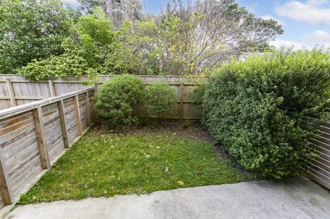 Photo of property in 16/80 Seatoun Heights Road, Seatoun, Wellington, 6022