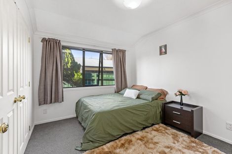 Photo of property in 14 Catalina Drive, Melville, Hamilton, 3206