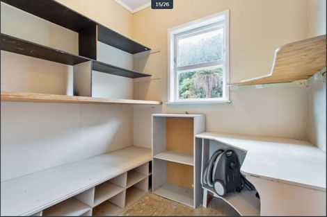 Photo of property in 13 Emirau Place, Glenfield, Auckland, 0629