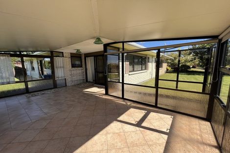 Photo of property in 21 Park Lane, Waitara, 4320