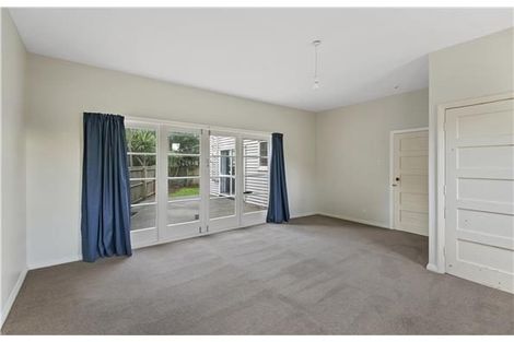 Photo of property in 2/5 Tara Street, Riccarton, Christchurch, 8041