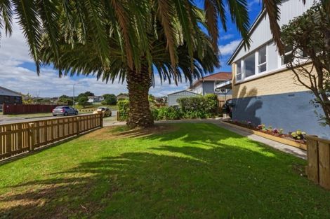 Photo of property in 89 Rangituhi Crescent, Takapuwahia, Porirua, 5022