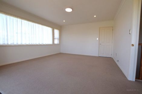 Photo of property in 14 Provence Esplanade, Te Atatu Peninsula, Auckland, 0610