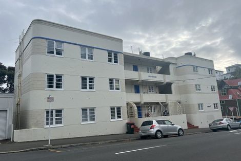 Photo of property in 82 Majoribanks Street, Mount Victoria, Wellington, 6011