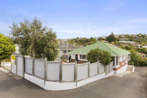 Photo of property in 83 Easther Crescent, Kew, Dunedin, 9012