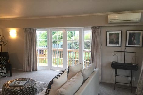 Photo of property in 37 Mountbatten Avenue, Hillcrest, Auckland, 0627
