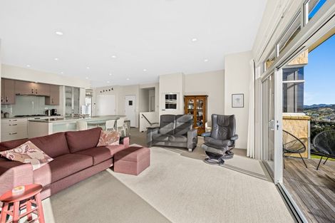 Photo of property in 10 Rangimaarie Crescent, Snells Beach, 0920