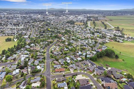 Photo of property in 65 Gibson Road, Dinsdale, Hamilton, 3204