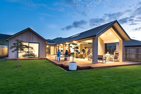 Photo of property in 17 Maturiki Drive, One Tree Point, 0118