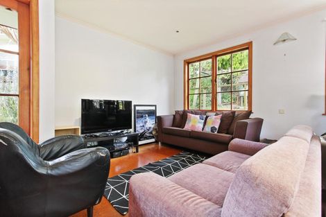Photo of property in 22 Daffodil Street, Titirangi, Auckland, 0604