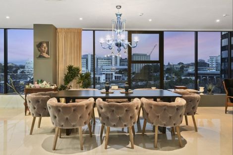 Photo of property in 2c/2 Saint Martins Lane, Grafton, Auckland, 1010