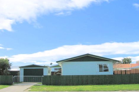 Photo of property in 39 Doncaster Drive, Papamoa Beach, Papamoa, 3118