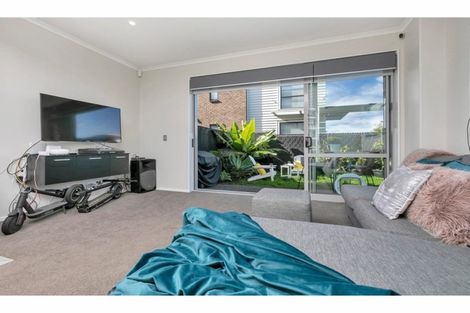 Photo of property in 24 Rangihina Road, Hobsonville, Auckland, 0616