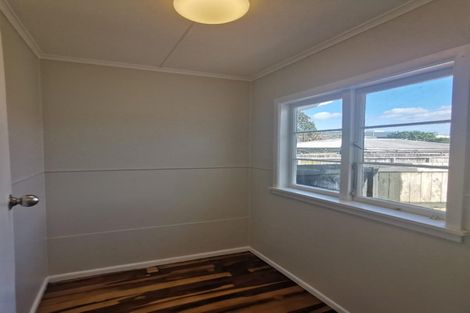 Photo of property in 13 Clendon Avenue, Papatoetoe, Auckland, 2025