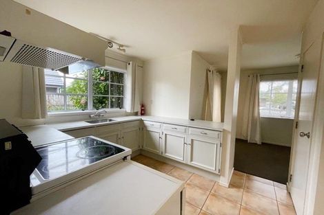 Photo of property in 1/51 Jillteresa Crescent, Half Moon Bay, Auckland, 2012