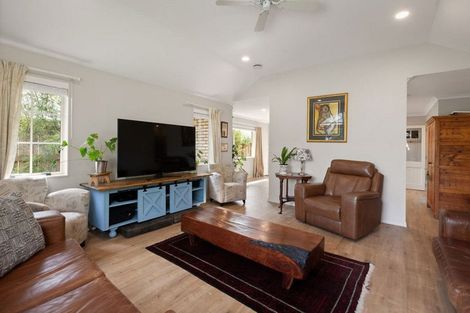 Photo of property in 2 Bransley Grove, Katikati, 3129