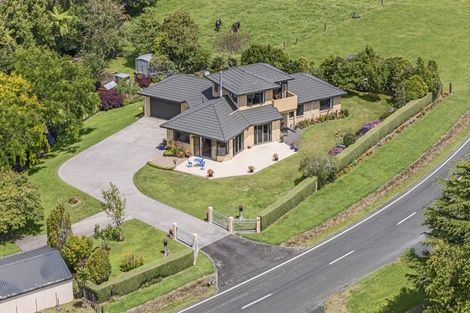 Photo of property in 49 Lepper Road, Inglewood, 4386