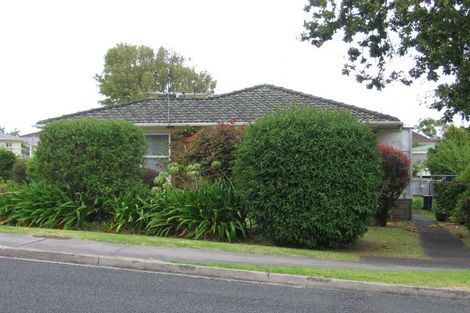 Photo of property in 1/4 Marsh Avenue, Forrest Hill, Auckland, 0620