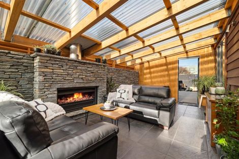 Photo of property in 41 Mcdonnell Road, Arrowtown, 9302