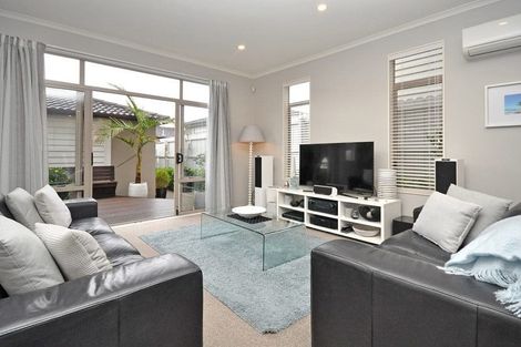 Photo of property in 107 Baverstock Road, Flat Bush, Auckland, 2016
