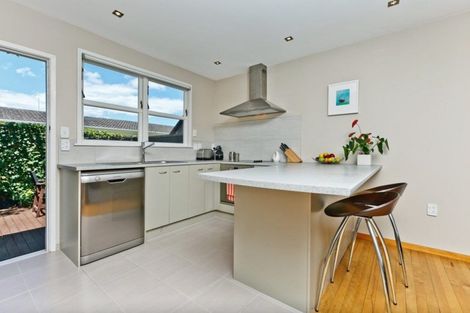 Photo of property in 4/106 Nile Road, Milford, Auckland, 0620