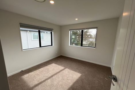 Photo of property in 9 Ti Kouka Place, Te Atatu Peninsula, Auckland, 0610