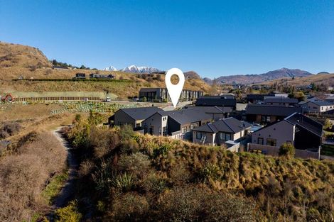 Photo of property in 33 Alps View Place, Lake Hayes, Queenstown, 9304