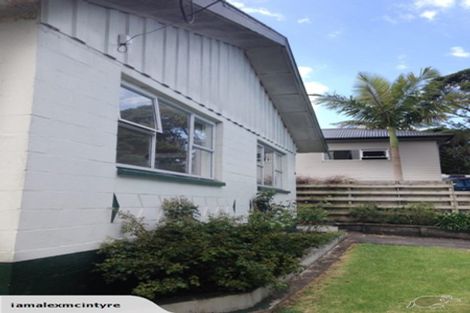 Photo of property in 60 D'oyly Drive, Stanmore Bay, Whangaparaoa, 0932